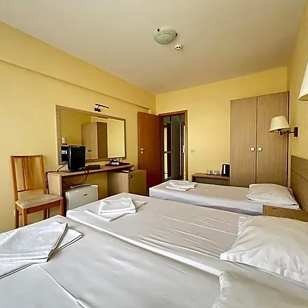 Hotel александра 3*